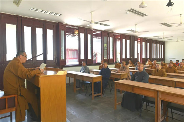 加强寺院消防法制培训工作 栖霞古寺组织僧众学习消防法